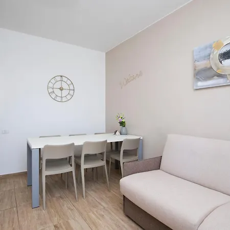 Apartment Nina 1
